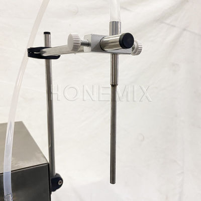 Machines de remplissage de liquide en acier inoxydable semi-automatique
