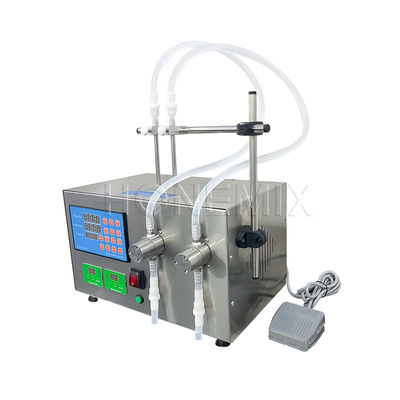 Machine de remplissage de petites bouteilles à double tête en plastique