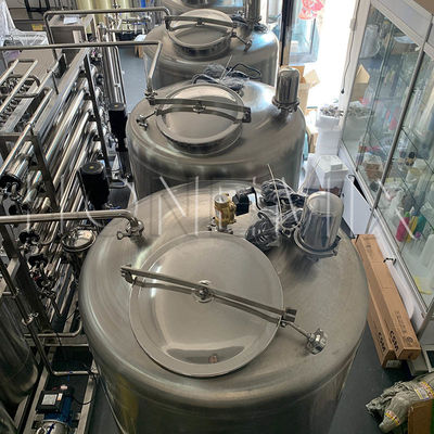 Installation de traitement de l'eau RO à deux étages Filtre de purification par osmose inverse 380V