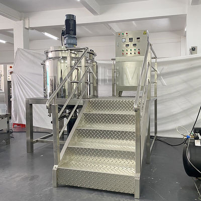 Machine de mélangeur de liquide détergent mobile