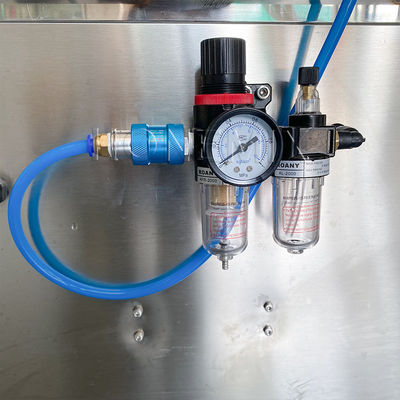 Machine de remplissage et d' enveloppe de jus de vin rouge 220V remplisseur liquide automatique