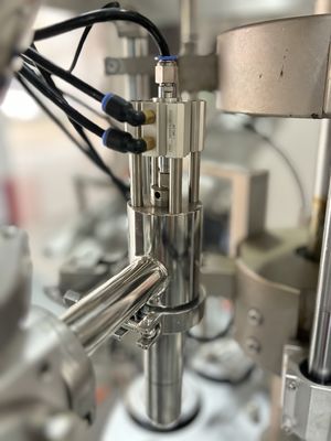 Machine à plier automatique pour le remplissage à la crème pour les tubes verticaux en aluminium